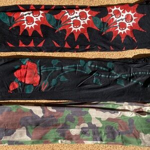 *NWOT*3 PAIRS STOCKINGS🌹🍒💚